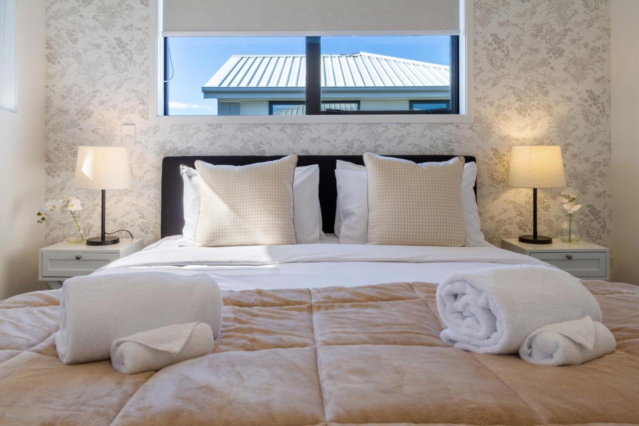 Beachside Bliss: 1 Bed 1 Bath Christchurch Eksteriør bilde