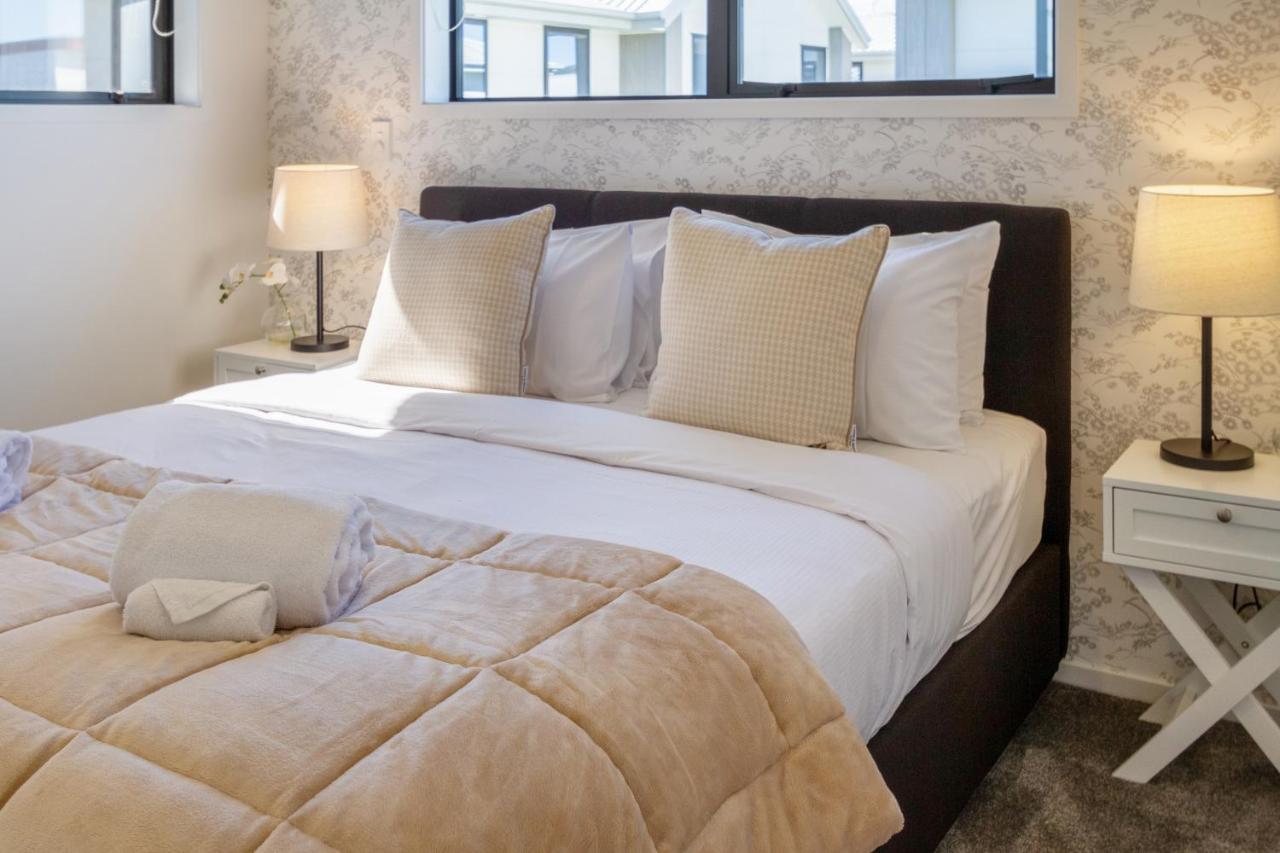 Beachside Bliss: 1 Bed 1 Bath Christchurch Eksteriør bilde