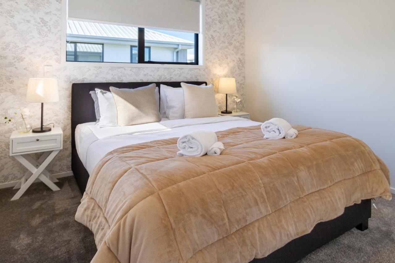Beachside Bliss: 1 Bed 1 Bath Christchurch Eksteriør bilde